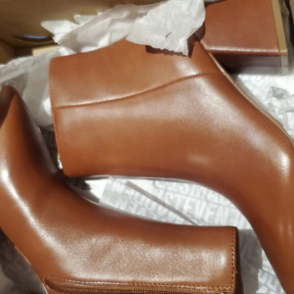 Booties - Picture 3 of 7